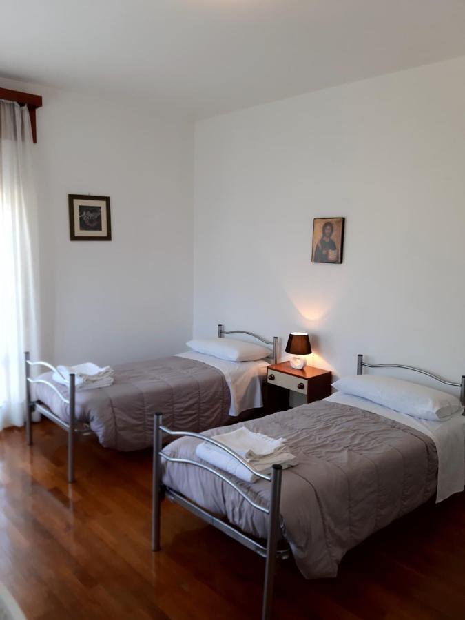 Easyroom Piovene Rocchette Exterior foto